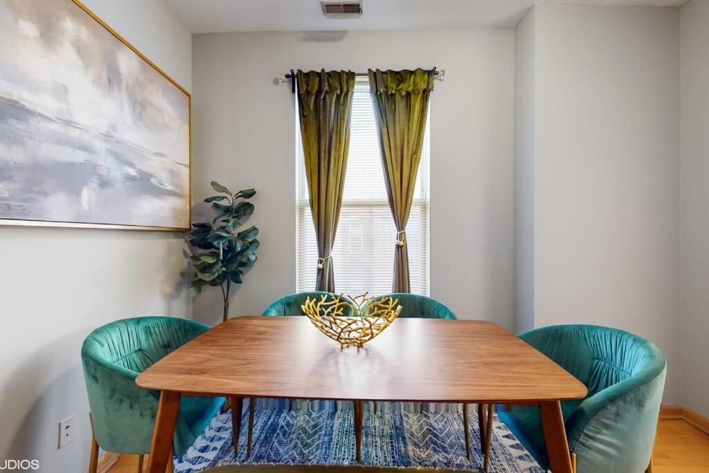 Casa vacanze Chic L Near Downtown & Il Medical District *